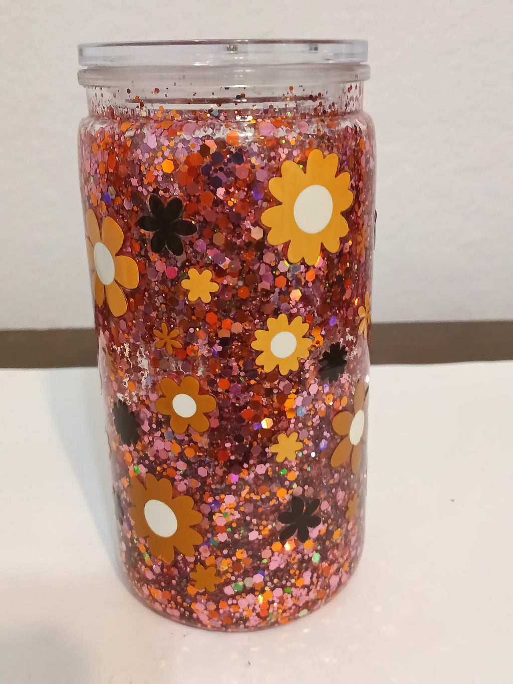 Retro Daisy 16oz Snowglobe Cup